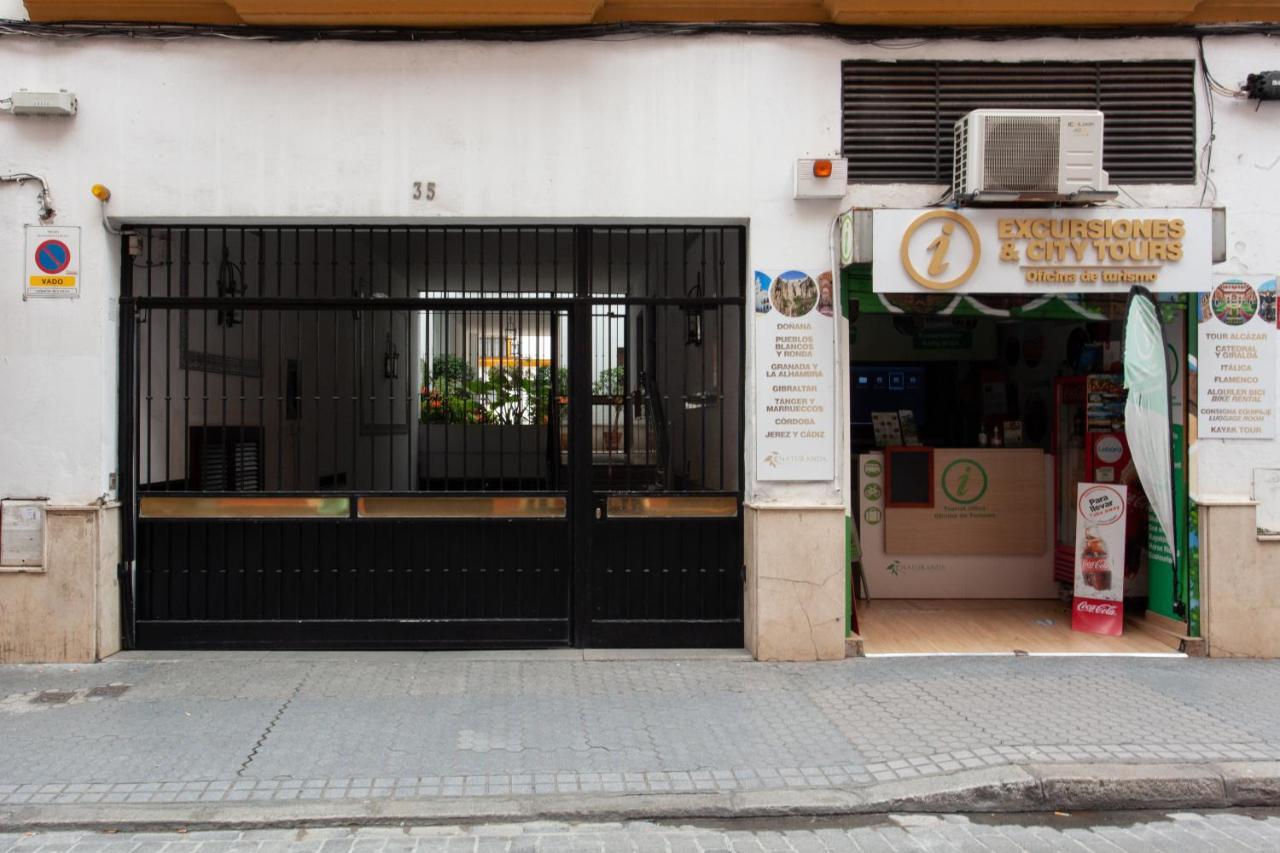 Pikis Apartment Center 1 Σεβίλλη Εξωτερικό φωτογραφία